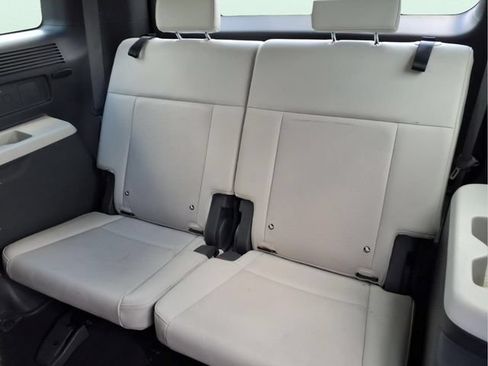 Used 2025 Hyundai Santa Fe SEL AWD/4WD image 18