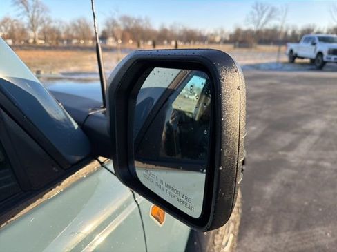 Used 2023 Ford Bronco Badlands image 5