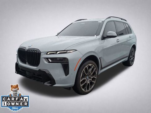 Used 2025 BMW X7 xDrive40i w/ M Sport Package AWD/4WD image 8