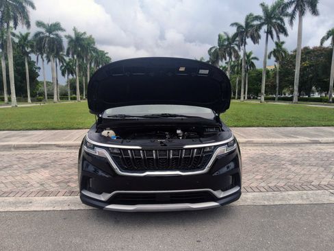 Used 2022 Kia Carnival EX FWD image 45