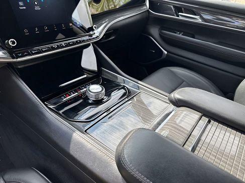 Used 2022 Jeep Wagoneer Series II image 37