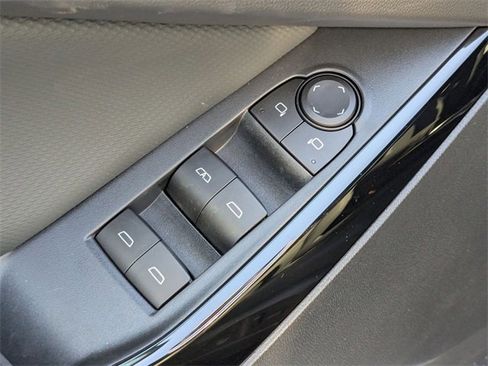 New 2026 Chevrolet Equinox LT w/ Convenience Package II image 13