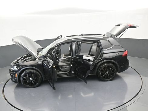 Used 2021 Volkswagen Tiguan SE R-Line image 66