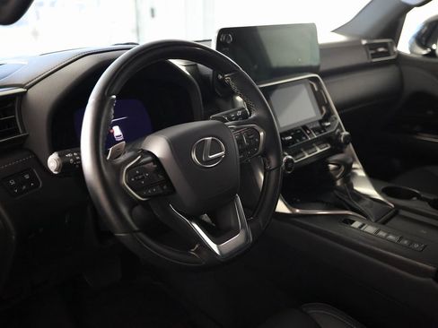 Used 2023 Lexus LX 600 4WD w/ Appearance Package image 22