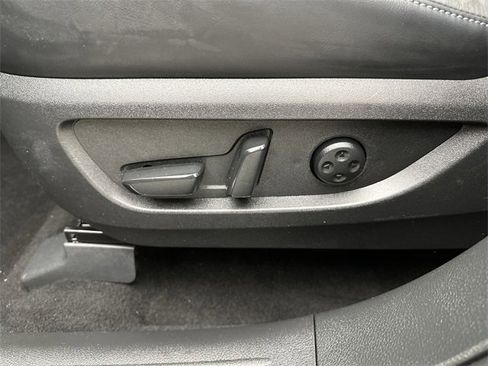 Used 2023 INFINITI QX50 Sport image 12