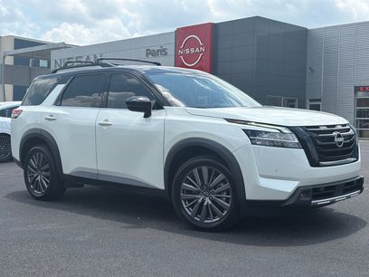 Used 2023 Nissan Pathfinder SL w/ SL Premium Package