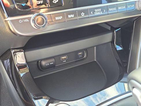 New 2026 Kia Seltos S FWD image 25