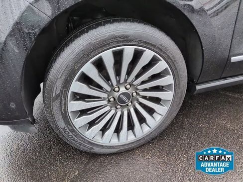 Used 2019 Lincoln Navigator L Reserve AWD/4WD image 9