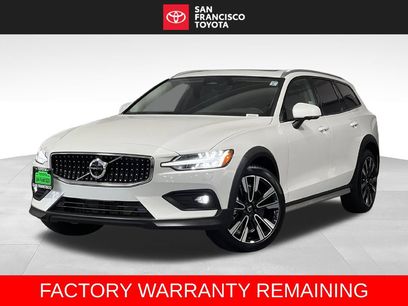 Used 2026 Volvo V60 B5 Cross Country Ultra w/ Climate Package