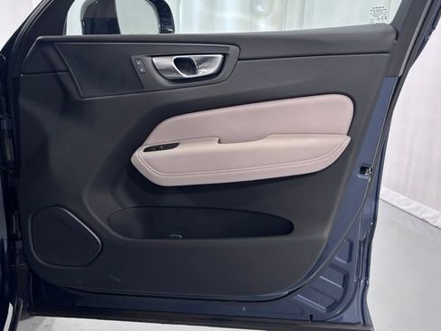 Certified 2026 Volvo XC60 B5 Plus AWD/4WD image 20
