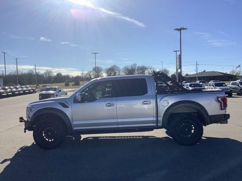 Used 2019 Ford F150 Raptor w/ Equipment Group 802A Luxury image 5
