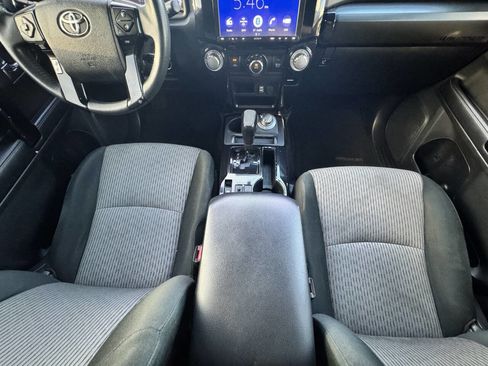 Used 2019 Toyota 4Runner SR5 image 38