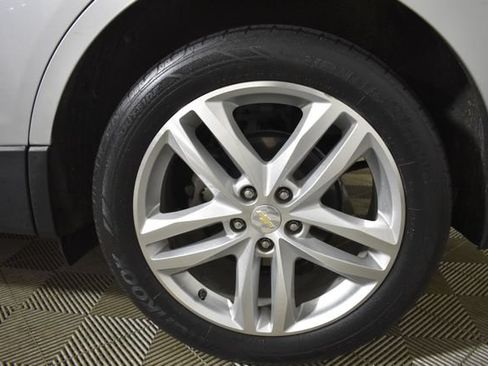 Used 2020 Chevrolet Equinox Premier AWD/4WD image 41