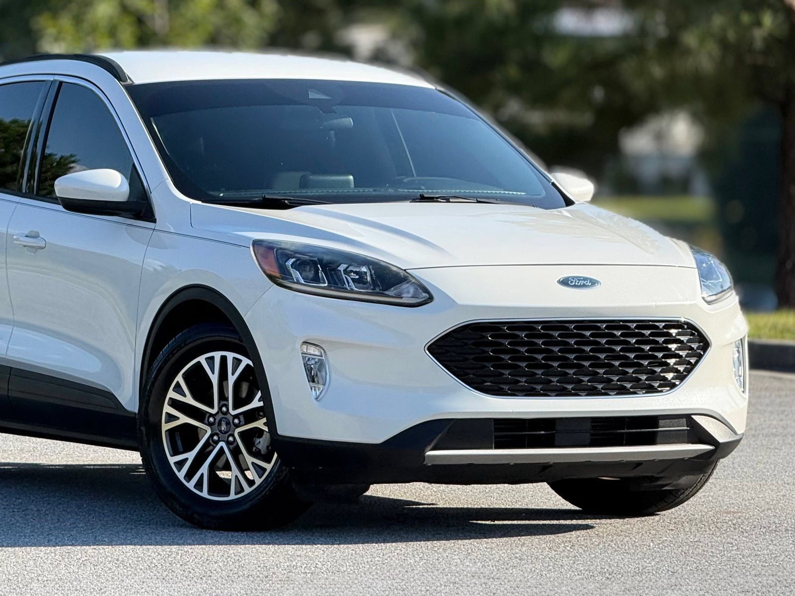 Used 2020 Ford Escape SEL FWD image 46