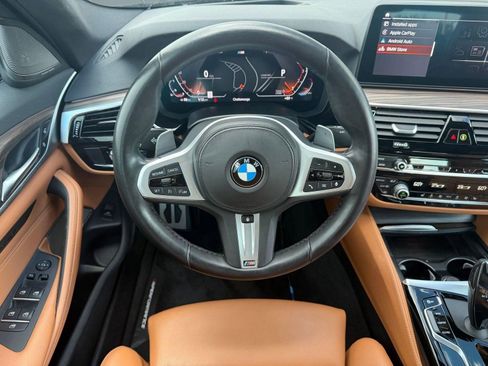 Used 2021 BMW 540i xDrive w/ M Sport Package AWD/4WD image 25