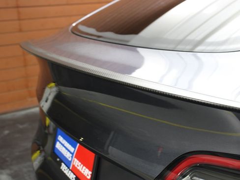 Used 2023 Tesla Model Y Long Range image 5