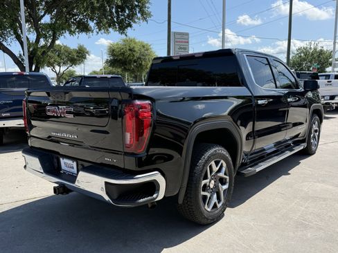 Used 2021 GMC Sierra 1500 SLT RWD image 3