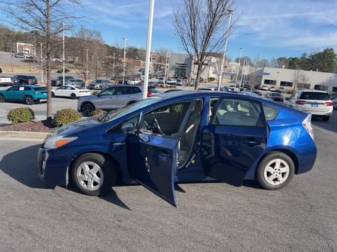 Used 2011 Toyota Prius Five image 17
