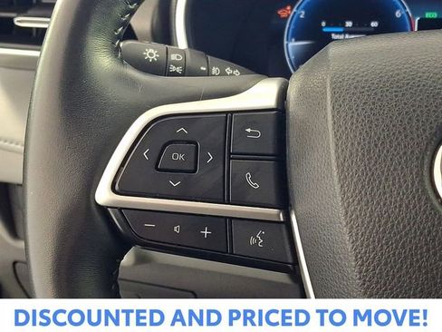 Used 2023 Toyota Highlander Limited image 27