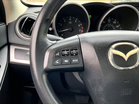 Used 2011 MAZDA MAZDA3 i Touring image 22