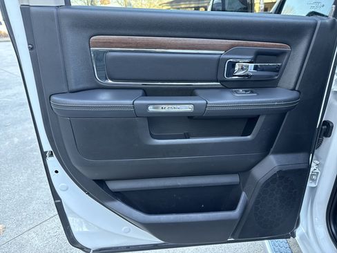 Used 2018 RAM 2500 Laramie w/ Off Road Package image 24