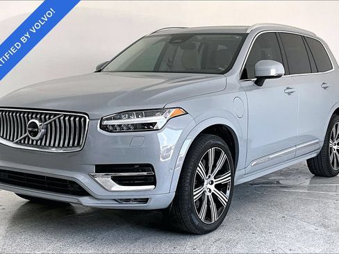 Used 2024 Volvo XC90 T8 Plus w/ Protection Package Premier AWD/4WD image 14