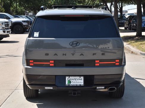 Used 2025 Hyundai Santa Fe Calligraphy AWD/4WD image 9