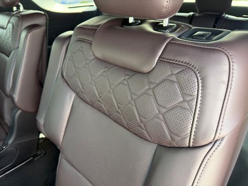 New 2026 Ford Explorer Platinum w/ LUX Leather Package AWD/4WD image 19