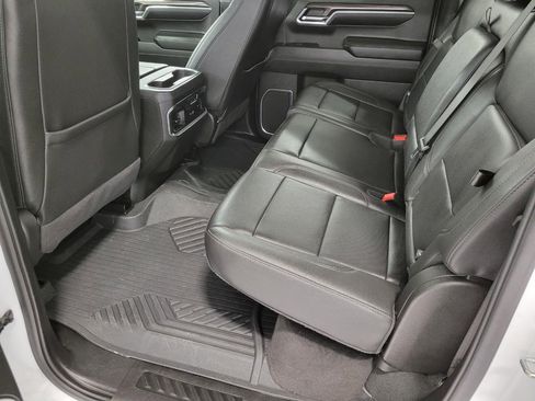 Used 2024 Chevrolet Silverado 1500 LTZ w/ LTZ Premium Package AWD/4WD image 21