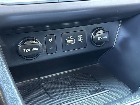 Used 2018 Hyundai Sonata Limited image 26