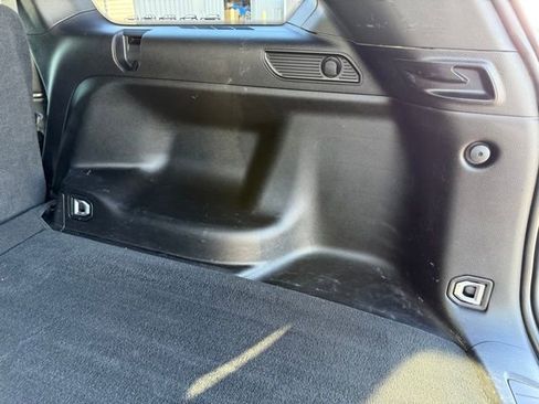 Used 2023 Jeep Grand Cherokee Altitude image 8