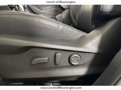 Used 2021 Subaru Forester Touring image 28
