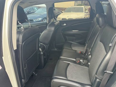 Used 2017 Dodge Journey Crossroad FWD image 14