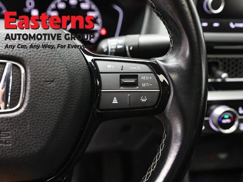 Used 2022 Honda Civic EX image 16