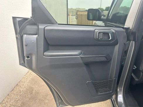 Used 2025 Ford Bronco Badlands AWD/4WD image 13