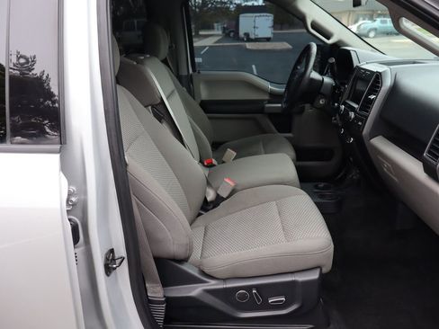 Used 2018 Ford F150 XLT w/ Equipment Group 302A Luxury image 22