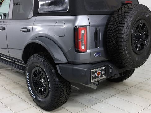 Used 2022 Ford Bronco Wildtrak image 41