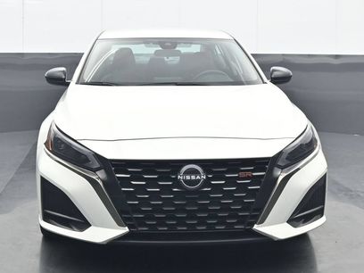 Used 2025 Nissan Altima 2.5 SR