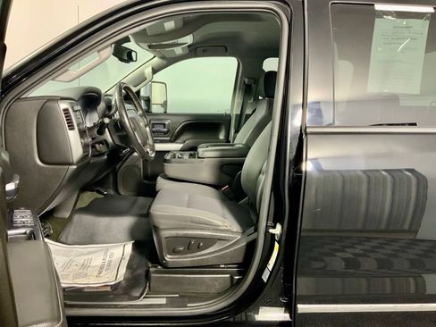 Used 2017 Chevrolet Silverado 2500 LT w/ Custom Sport Edition AWD/4WD image 18