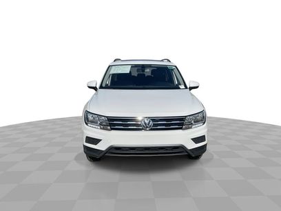 Used 2021 Volkswagen Tiguan SE w/ Panoramic Sunroof Package