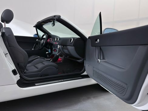 Used 2003 Audi TT 1.8T image 36