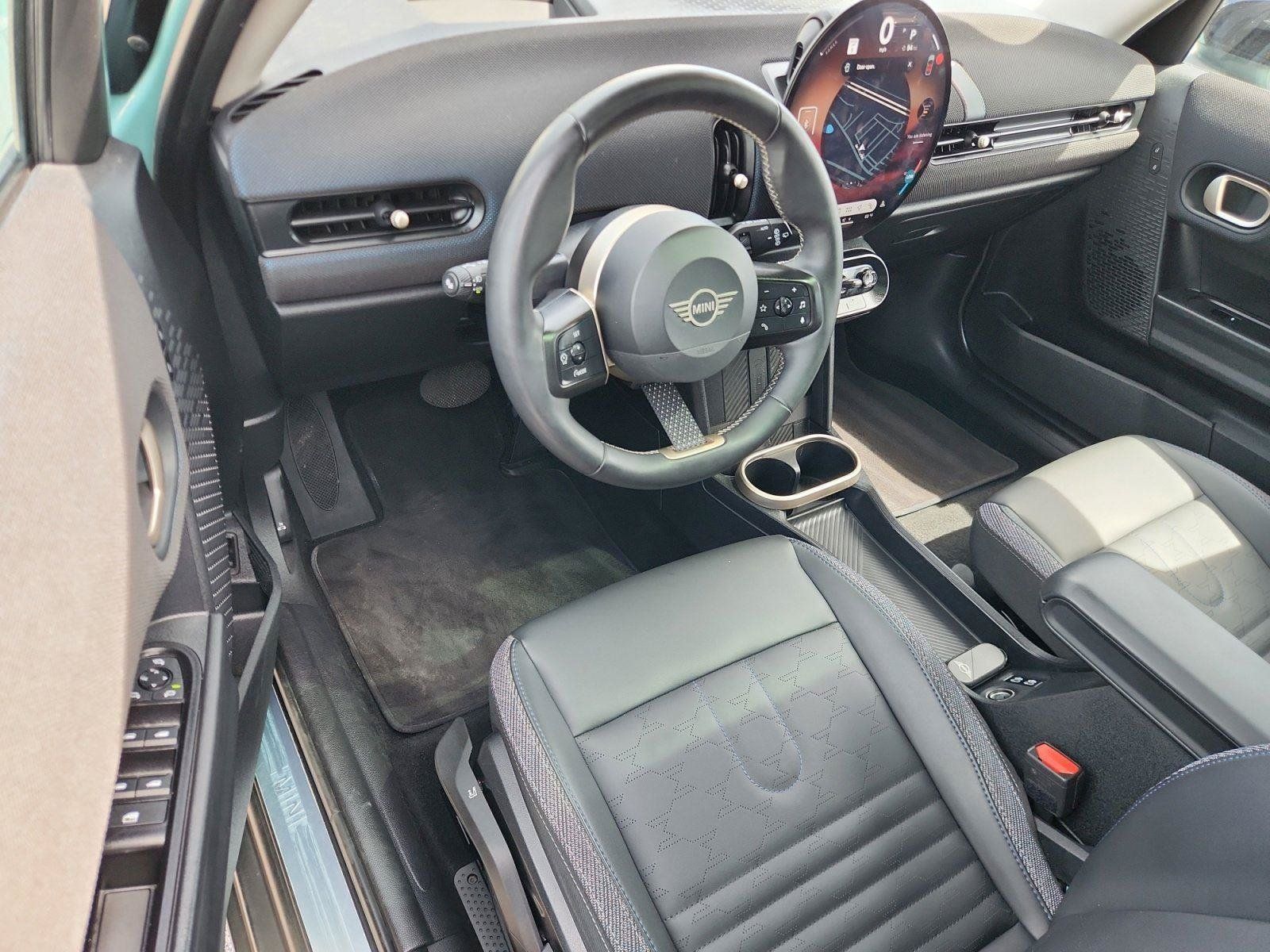 Used 2025 MINI Cooper S FWD image 15