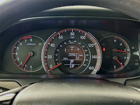 Used 2016 Honda Accord Sport image 4