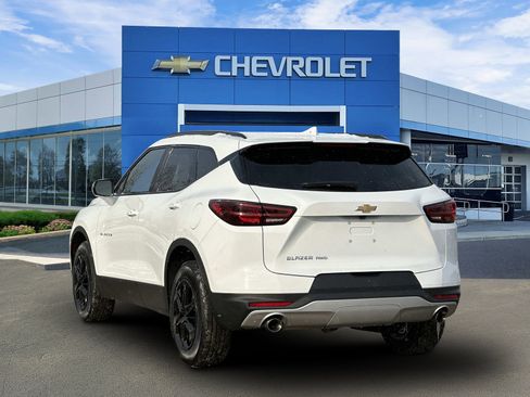 Certified 2024 Chevrolet Blazer LT image 3