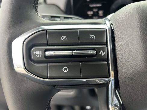 Used 2026 GMC Yukon XL Denali w/ Sun & Power Step Package image 22