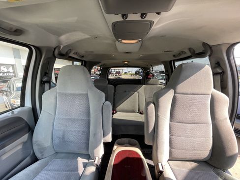 Used 2003 Ford Excursion XLT image 22