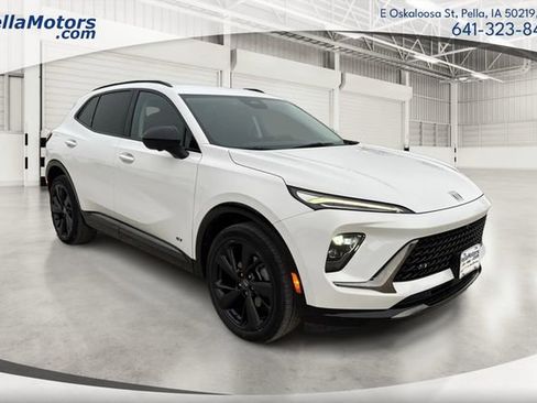 Used 2024 Buick Envision Sport Touring image 1