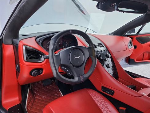 Used 2014 Aston Martin Vanquish Coupe RWD image 13