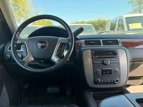 Used 2011 GMC Sierra 2500 SLT w/ SLT Convenience Package image 18