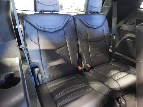 Used 2023 Cadillac XT6 Sport w/ Platinum Package AWD/4WD image 12